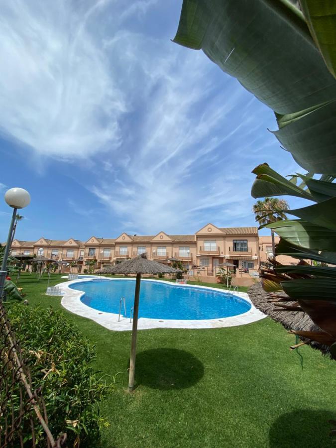 Apartamento La Barrosa Chiclana de la Frontera Ngoại thất bức ảnh